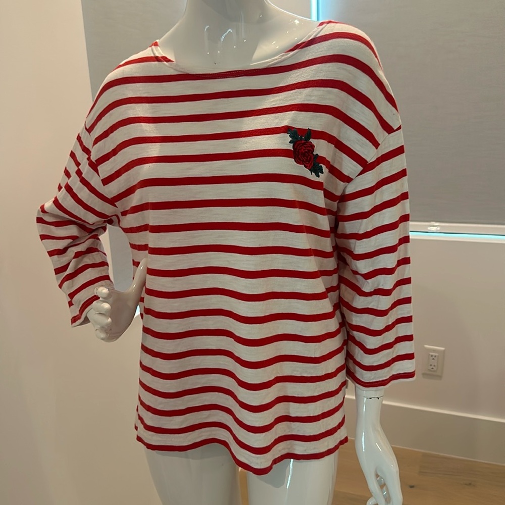 3/4 sleeve Levi’s striped top with rose embroidery
